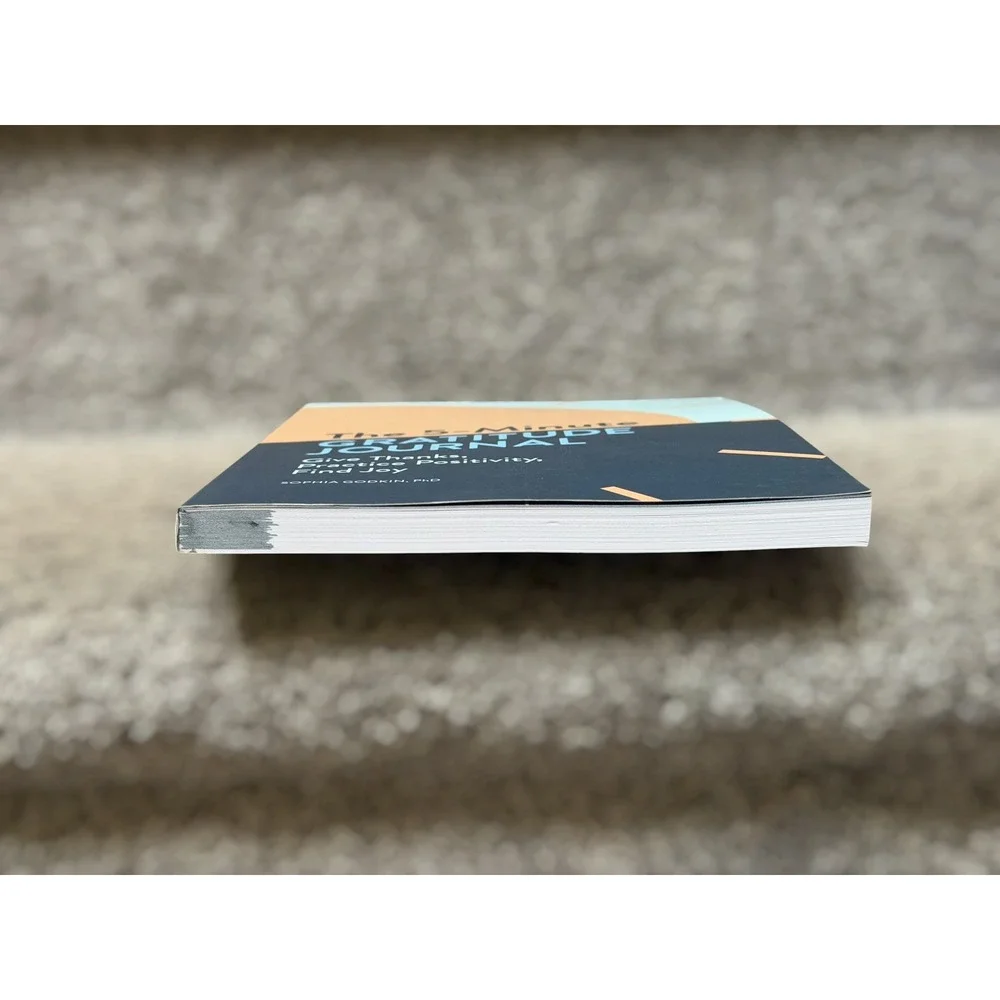 NEW The 5-Minute Gratitude Journal Sophia Godkin Guided Positivity Workbook‎